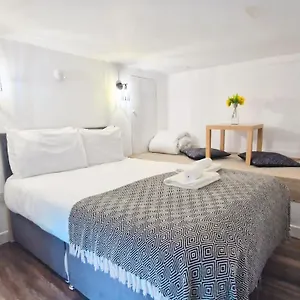 In Centre Apartment