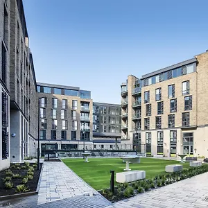  Apartman Destiny Student - New Mill